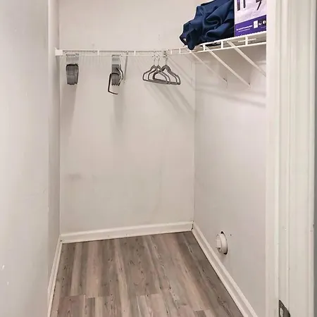 Garden Level 1Br Condo, Luxury Suite, 1Pm Check-In Wilmington Extérieur photo